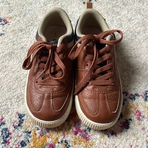 Carters boys shoes size 1